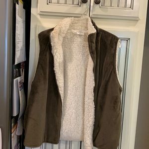 Private Quarters Suede/Wool Vest, Size Large